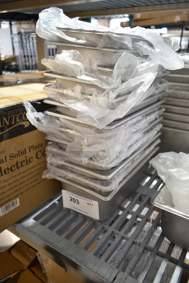 13 BRAND NEW SCRATCH AND DENT! Vigor 24713422 1/3 Size 4" Deep Anti-Jam Stainless Steel Steam Table / Hotel Pan . 13 Times Your Bid!  - Image 2 of 4