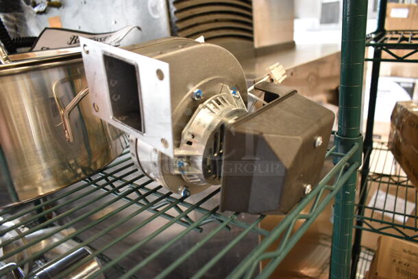 BRAND NEW SCRATCH AND DENT! NJK7823535-2 Unit.  - Image 3 of 5