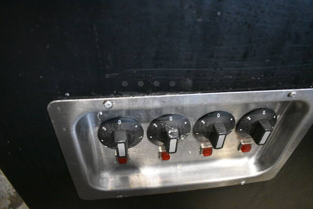 Vollrath Model 3871060 Stainless Steel Commercial 4 Well Steam Table w/ 4 Lamps and Sneeze Guard. 120 Volts, 1 Phase. 60x29x58. Cannot Test Due To Plug Style - Image 8 of 9