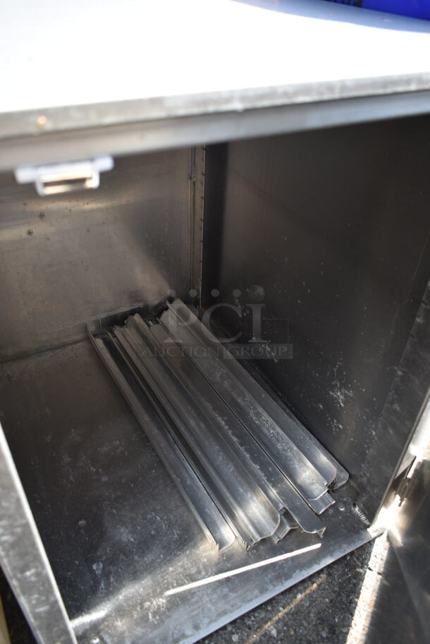Lockwood CA27-RR12 Metal Enclosed Pan Rack.  - Image 2 of 3