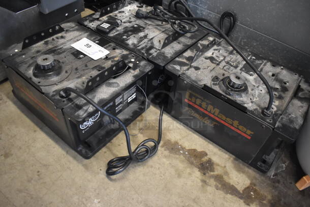 3 LiftMaster Formula I Professional Chamberlain Garage Door Openers w/ 2 Chamberlain 893MAX Remote Control Garage Transmitters. 13.5x10x7. 3 Times Your Bid! - Image 5 of 10