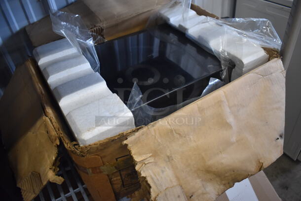 BRAND NEW IN BOX! TEAC TS-130 Countertop Record Player. 20x14x9 - Image 2 of 8