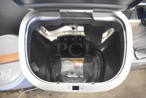 Ninestars Metal Floor Style Motion Activated Trash Can. 18x15x27. Tested and Working! - Image 6 of 6