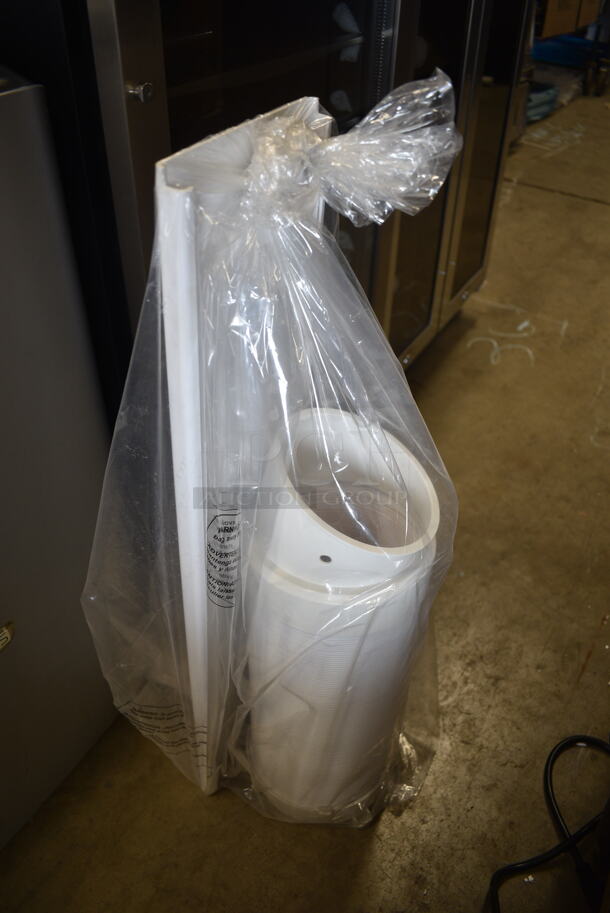 BRAND NEW SCRATCH AND DENT! Danby 416710 Metal Floor Style 12,000 BTU Portable Air Conditioner. 115 Volts, 1 Phase. Tested and Working! - Image 4 of 7