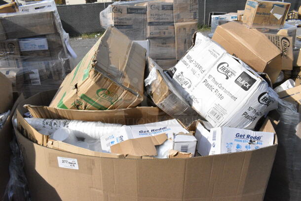 18 BRAND NEW Boxes Including Get Reddi Food Storage Bags, Choice 10" Three Compartment Plastic Plate, 795PLAKFT8 EcoChoice Kraft PLA Lined Compostable #8 Take-Out Container 6" x 4 3/4" x 2 1/2" - 300/Case. 18 Times Your Bid!  - Image 2 of 5