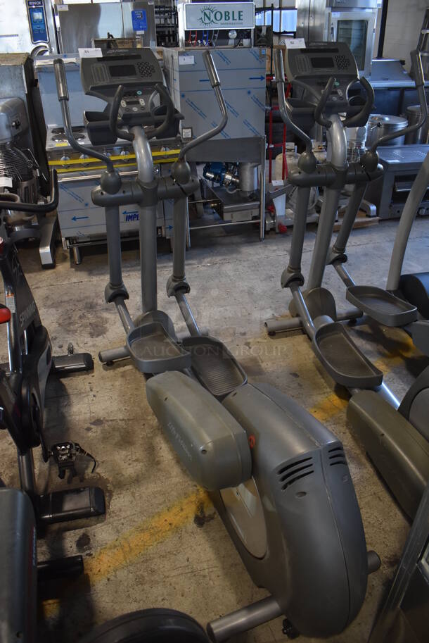 Life Fitness Metal Commercial Elliptical Machine. 28x80x60. Tested and Working! - Image 1 of 6