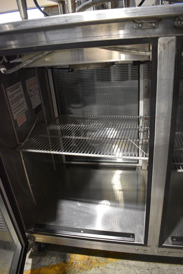 Glastender Model PT108-L6-XSH(LRLR/LRLR) Stainless Steel Commercial Double Sided 4 Door Cooler w/ Two 2 Tap Beer Towers, 2 Couplers and 4 View Through Doors. 115 Volts, 1 Phase. 108x28x56. Tested and Working! - Image 5 of 12
