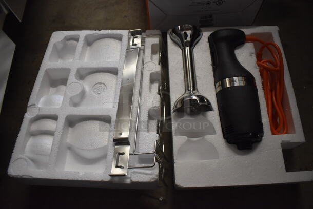 LIKE NEW! KitchenAid KHBC308OB Metal Commercial 300 Series 8" Two-Speed Immersion Blender. Unit Has Only Been Used a Few Times! 120 Volts, 1 Phase. Tested and Working!  - Image 4 of 7