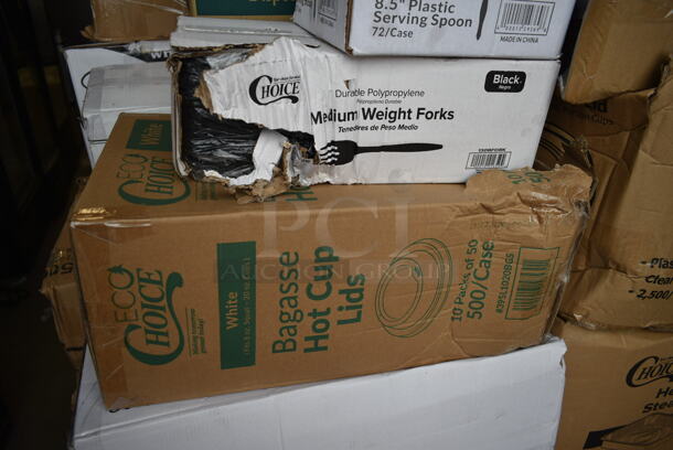 PALLET LOT of 30 BRAND NEW Boxes Including 50012C 12 oz. Coffee Print Poly Paper Hot Cup, 347SP10WH Visions Florence 10" Square White Plastic Plate - 120/Case, 394365XL Noble X Large Gloves, 50020W Choice 20 oz. White Poly Paper Hot Cup - 600/Case, 500CC12 Choice Clear PET Customizable Plastic Cold Cup - 12 oz. - 1000/Case, 500TW5 Choice 5 oz. Translucent Thin Wall Plastic Cold Cup - 2500/Case, 130BKFSNH Visions Heavy Weight Black Wrapped Plastic Cutlery Pack with Napkin - 500/Case, 130ROLLKFSSC Visions 18" x 15 1/2" Pre-Rolled Linen-Feel White Napkin and Classic Heavy Weight Silver Plastic Cutlery Set - 100/Case, 394385XL X Large Powder-Free Disposable Latex Gloves, 395L1020BGS Choice Hot Cup Lids, 130SERVSP8BK Choice 8 1/2" Black Disposable Plastic Serving Spoon - 72/Case, 130BFORK Choice Medium Weight Black Plastic Fork - 1000/Case, 612605070HD Full Size Heavy-Duty Foil Steam Table Pan Deep 3 3/8" Depth, 395TO661 Heavy duty foil steam table pans, Choice Portion Cup Lids, 1002218-EO Shopping Bags, 795PTOKFT8 Choice Kraft Microwavable Folded Paper #8 Take-Out Container 6" x 4 5/8" x 2 1/2" - 300/Case, 130ROLLKFSCL Compostable Sugarcane / Bagasse Take-Out Container, 500LFLATPLA Plastic Lid With Straw Slot, 433BR1852SACK Paper Barrel Sack, 500CC32 Choice HD 32 oz. Tall Heavy Weight Clear PET Plastic Cold Cup - 300/Case, 4339BULK Choice 9" White Uncoated Paper Plate - 1000/Case, 999SP10CL Visions 10" Square Plates. 30 Times Your Bid! - Image 10 of 12