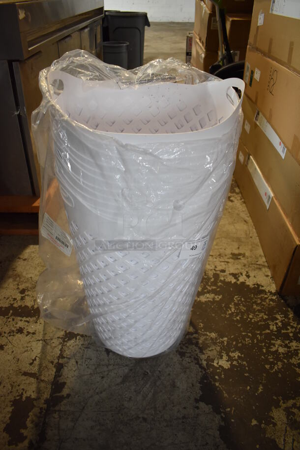 12 BRAND NEW! White Poly Hamper Laundry Baskets. 12 Times Your Bid!