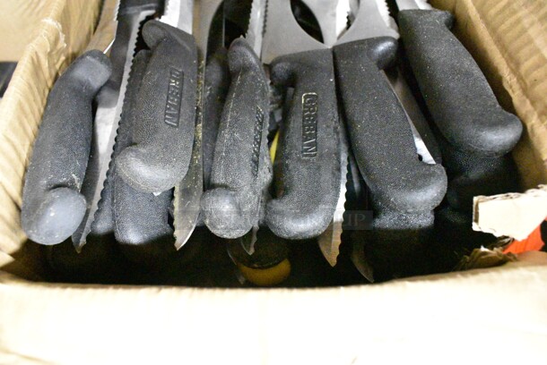 50 SHARPENED Stainless Steel Knives Including Serrated Bread Knives. 50 Times Your Bid!  - Image 2 of 5
