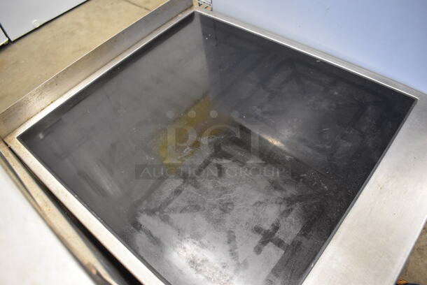 2020 CookTek MC17004-200 Stainless Steel Commercial Countertop Electric Powered 4 Burner Range. 208 Volts. 25x31x17 - Image 5 of 7