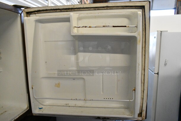 Sanyo SR-170X Mini Cooler. 115 Volts, 1 Phase. Tested and Working! - Image 4 of 5