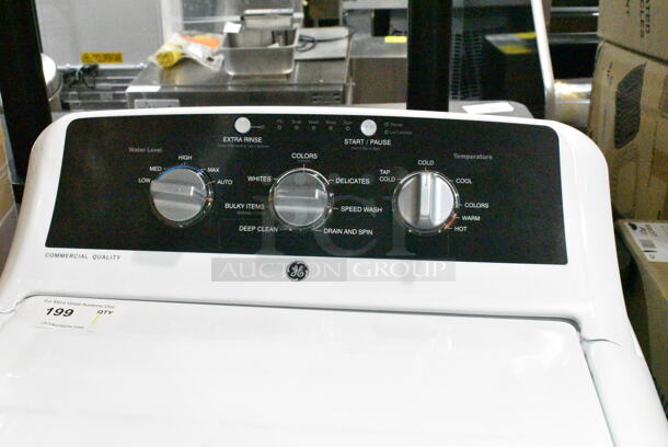 BRAND NEW SCRATCH AND DENT! General Electric GE GTW525ACWOWB  4.3 cu. ft. Top Load Electric Commercial Washer - Free Use. 120 Volts, 1 Phase.  - Image 4 of 9