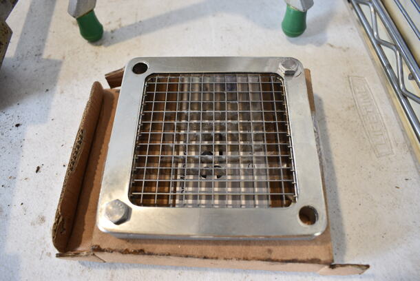 Metal Commercial Countertop Vegetable Cutter w/ Extra Blade. 8x8x18.5 - Image 4 of 4