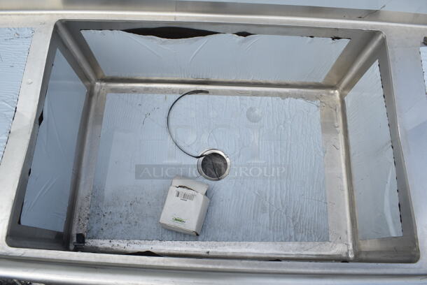 BRAND NEW SCRATCH AND DENT! Regency Spec Line Stainless Steel Single Bay Sink w/ Dual Drain Boards. No Legs.  - Image 5 of 7