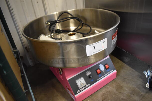 LIKE NEW! Carnival King 382CCME21 Stainless Steel Commercial Countertop Cotton Candy Machine. Unit Was Used a Few Times at a Trade Show as a Demonstration.  110 Volts, 1 Phase. 20.5x20.5x15. Tested and Working! - Image 3 of 6