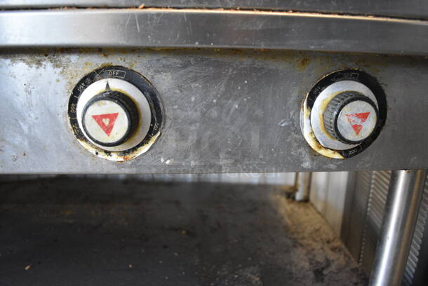 Vulcan Stainless Steel Commercial Natural Gas Powered Flat Top Griddle w/ Thermostatic Controls and Metal Under Shelf on Commercial Casters. 48x31x45.5 - Image 6 of 6