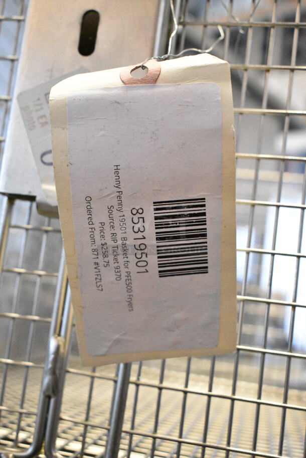 4 BRAND NEW SCRATCH AND DENT! Items; 119P980009 Anets P9800-09 13 3/4" x 12 1/4" x 5 1/2" Full Size Fryer Basket with Front Hook, 119P980079 Anets P9800-79 12" x 12" x 9" Stainless Steel Bulk Pasta Basket, 85317801 Henny Penny 17801 Basket for PFG600 Fryers, 85319501 Henny Penny 19501 Basket for PFE500 Fryers. 4 Times Your Bid! - Image 6 of 10