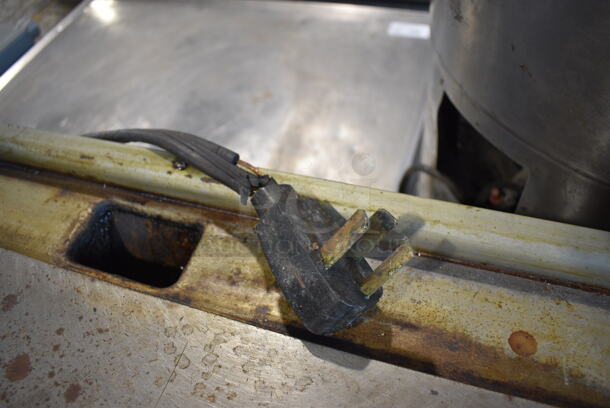 Toastmaster Stainless Steel Commercial Countertop Electric Powered Flat Top Griddle on Metal Equipment Stand w/ Commercial Casters. 208 Volts, 1 Phase. 36x24x42.5 - Image 5 of 5