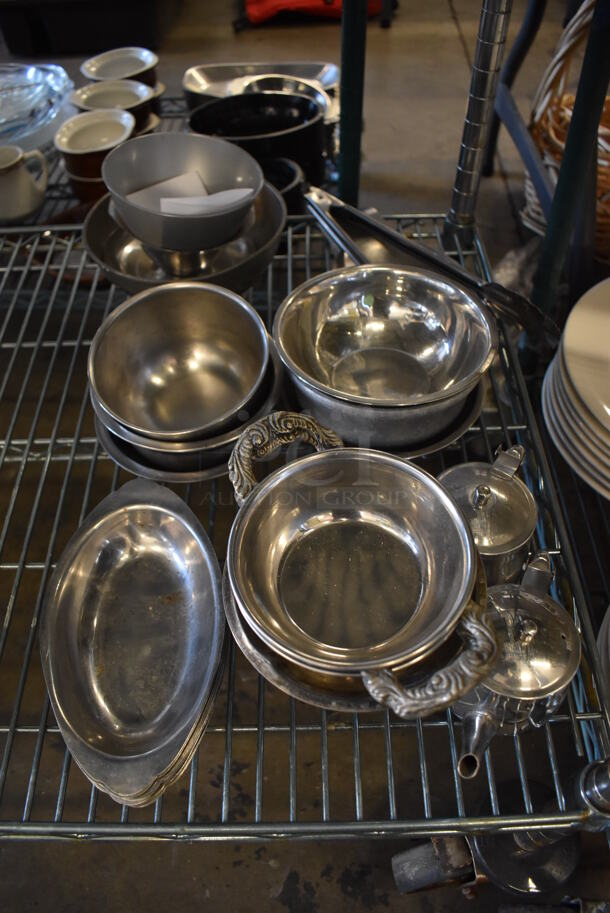 ALL ONE MONEY! Tier Lot of Various Items Including Glass Saucers, Ceramic Plates and Metal Dishes - Image 9 of 10