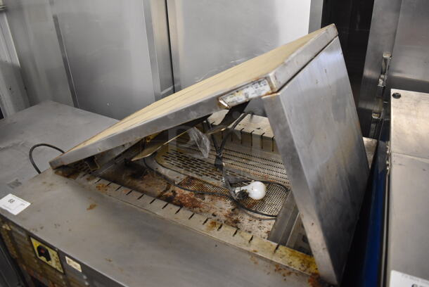 Duke Stainless Steel Commercial Dumping Station w/ Warming Strip. Missing 1 Bracket. 36x34x53. Tested and Powers On But Does Not Get Warm - Image 3 of 7