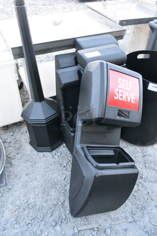 4 BRAND NEW SCRATCH AND DENT! Items; 3 Towel Dispensers and 1 Smokers Outpost. 4 Times Your Bid!