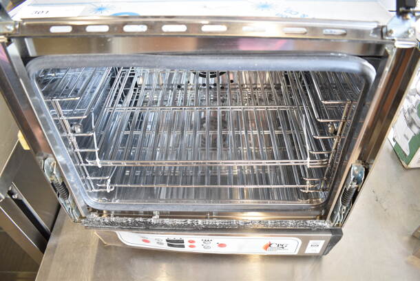 BRAND NEW SCRATCH AND DENT! Cooking Performance Group CPG 351COHD4M Stainless Steel Commercial Electric Digital Countertop 4 Tray Half Size Convection Oven with Steam Injection. See Pictures For Glass Damage. 208/240 Volts, 1 Phase. - Image 4 of 6