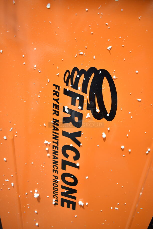 BRAND NEW SCRATCH AND DENT! Fryclone 259TRANSPB Metal Orange 70 - 100 lb. Fryer Oil Shuttle - Image 5 of 5
