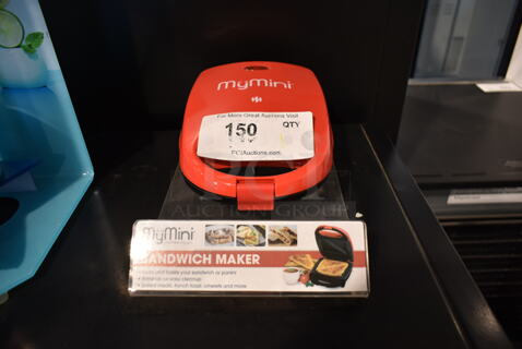 MyMini Countertop Panini Press. Store Display Unit.