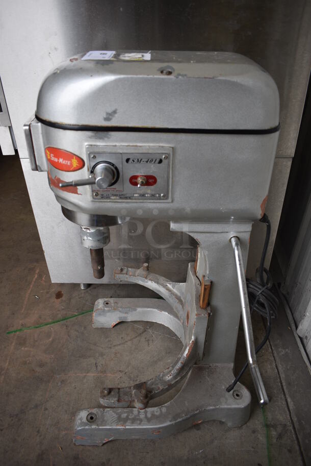2015 Sun-Mate Model SM-401 Metal Commercial Floor Style 40 Quart Planetary Mixer. 220 Volts, 3 Phase. 22x20x40 - Image 2 of 8