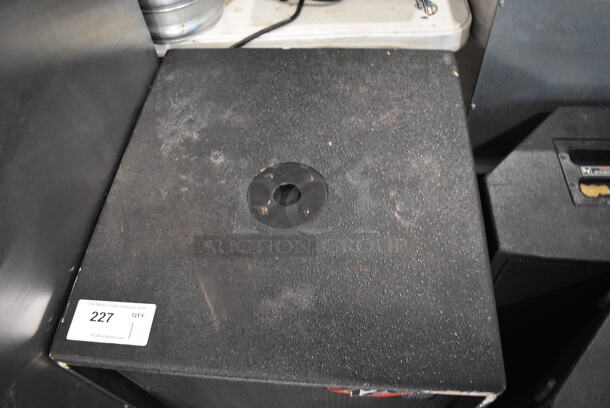 Alto Professional TS Sub 18 Truesonic Speaker. 21x23x29 - Image 5 of 7