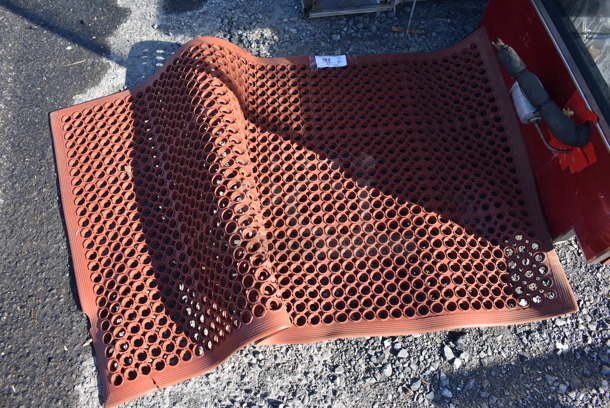 Orange Anti Fatigue Floor Mat. 60x36 - Image 1 of 3