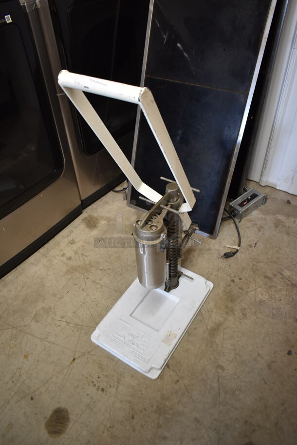 Metal Countertop Perfect Peeler Pineapple Corer - Image 2 of 5