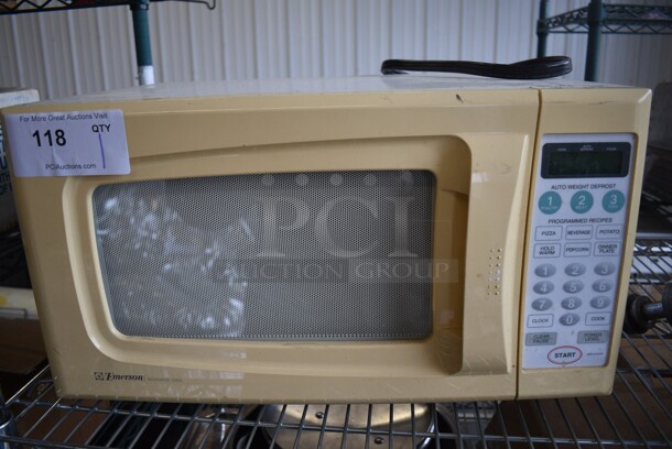 Emerson Countertop Microwave Oven w/ Plate. 21x15x11 - Image 1 of 4
