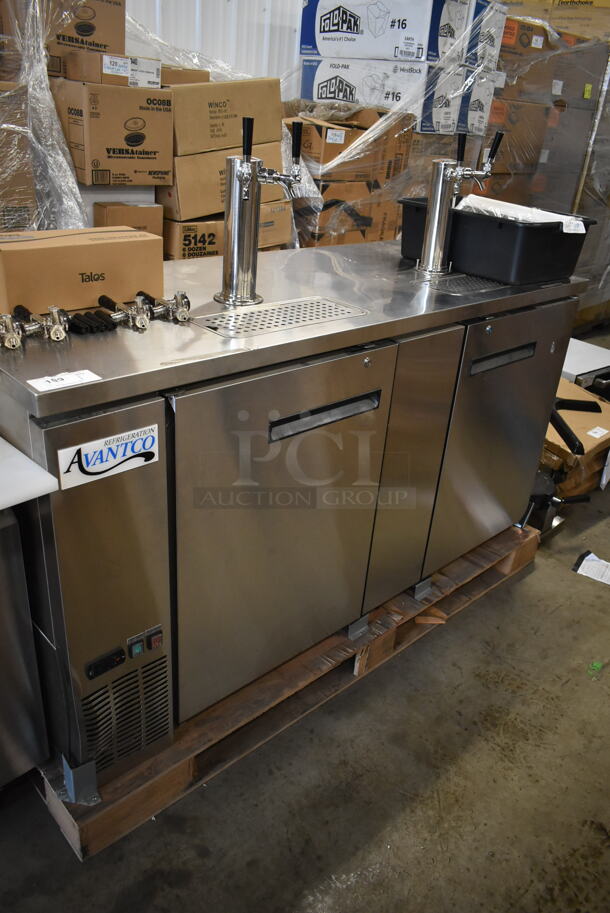 BRAND NEW SCRATCH AND DENT! Avantco 178UDD3HCS Stainless Steel Commercial Direct Draw Kegerator / Beer Dispenser with (2) 2 Tap Towers - (3) 1/2 Keg Capacity. 115 Volts, 1 Phase. Tested and Working! - Image 2 of 12
