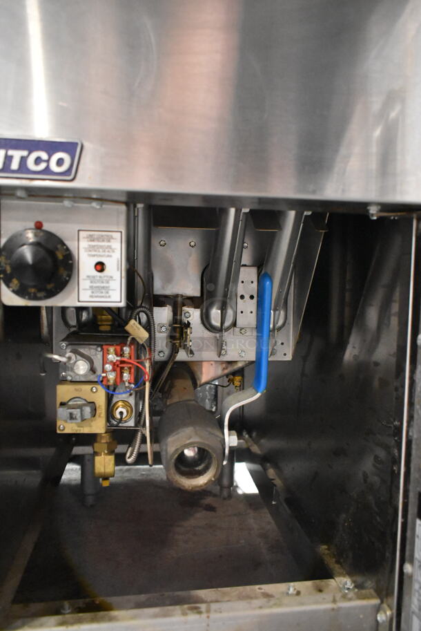 2018 Pitco Frialator SG14 Stainless Steel Commercial Floor Style Natural Gas Powered Deep Fat Fryer w/ 2 Metal Fry Baskets. 110,000 BTU.  - Image 4 of 5