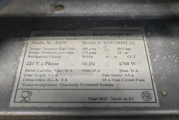 Manitowoc RF1200W Stainless Steel Commercial Ice Machine Head on Commercial Ice Bin. 220 Volts, 1 Phase. - Image 4 of 5