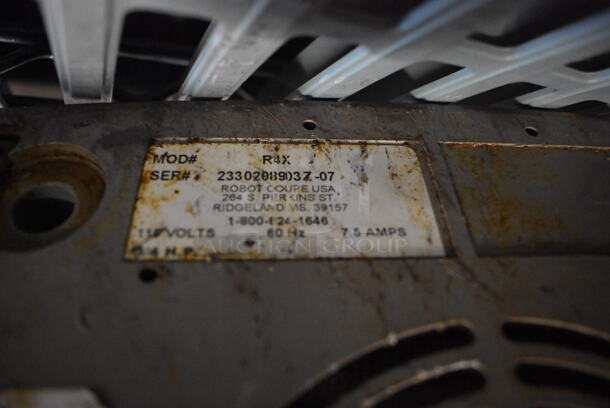 Robot Coupe R4X Series D Metal Commercial Countertop Food Processor Base. 120 Volts, 1 Phase. 10x13x15. Tested and Does Not Power On - Image 5 of 6