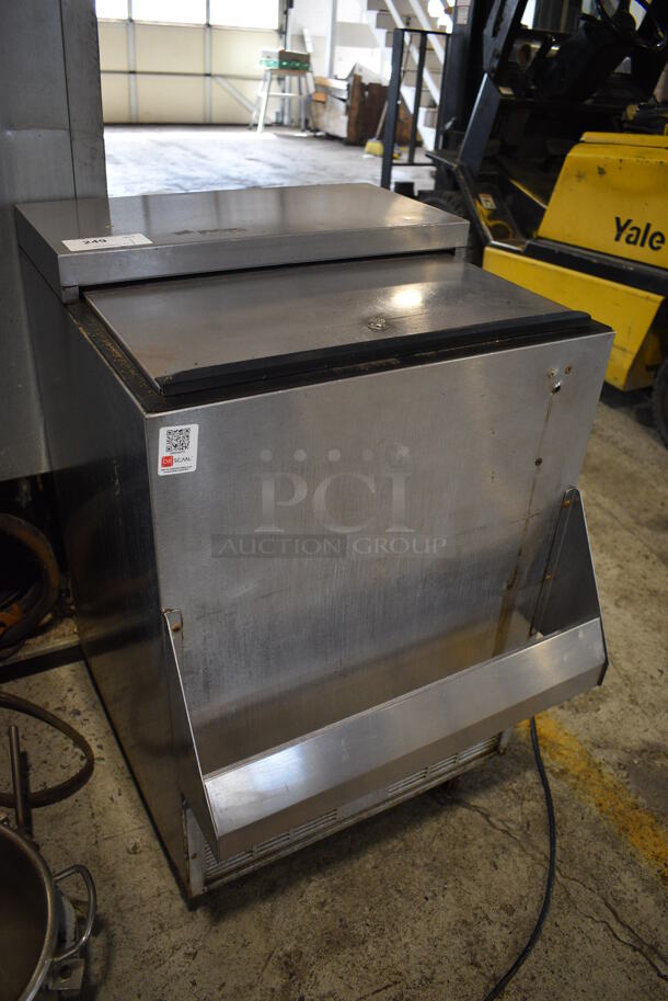 Perlick Model BC24SS Stainless Steel Commercial Bottled Back Bar Cooler w/ Sliding Lid on Commercial Casters. 115 Volts, 1 Phase. 24x29x38. Tested and Powers On But Does Not Get Cold - Image 5 of 5