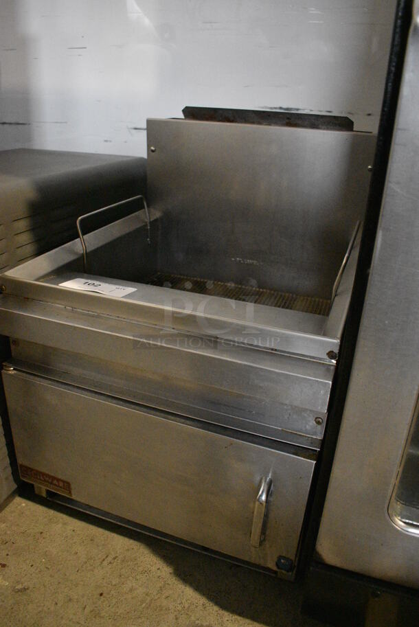 Cecilware Model GF-20 Stainless Steel Commercial Countertop Natural Gas Powered Deep Fat Fryer. 45,000 BTU. 18x22x26 - Image 4 of 7