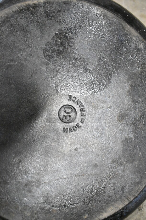 6 Various Metal Round Baking Pans and Pots. 6 Times Your Bid!  - Image 6 of 11