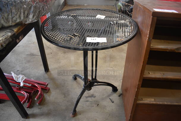 Black Metal Mesh Round Patio Outdoor Table. 24x24x28