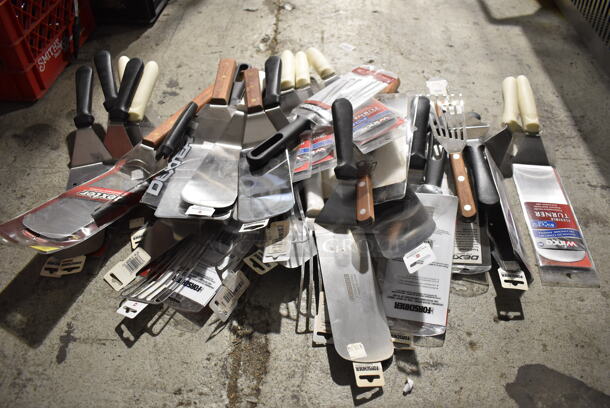 ALL ONE MONEY! Crate of Various BRAND NEW Items Including Spatulas - Image 5 of 7