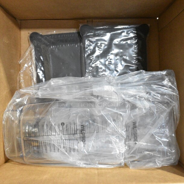 BRAND NEW SCRATCH AND DENT! Blendtec 93-308 B01 Poly Blender Pitchers.  - Image 1 of 5