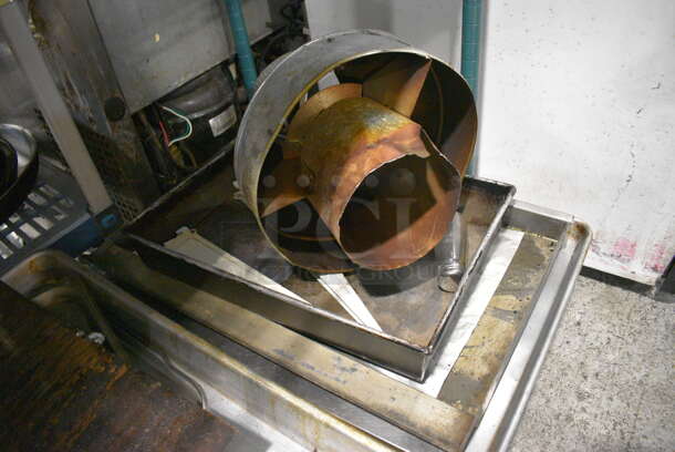 ALL ONE MONEY! Lot of Various Metal Items Including Baking Pan and Lid! - Image 4 of 4