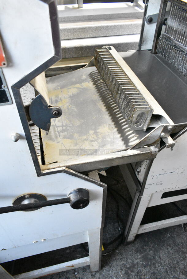 Oliver 777 Metal Commercial Floor Style Bread Loaf Slicer. 115 Volts, 1 Phase. Tested and Does Not Power On - Image 2 of 6