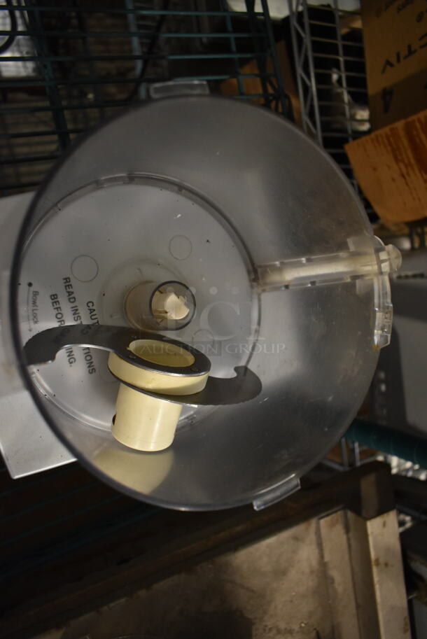 Cuisinart Poly Countertop Food Processor w/ Grating Blade and S Blade. Tested and Working! - Image 4 of 6
