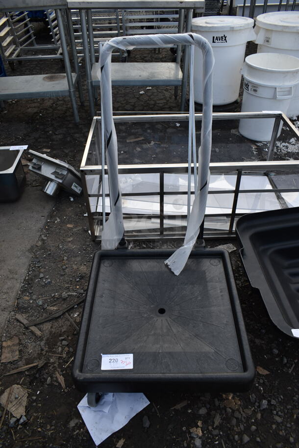 BRAND NEW SCRATCH AND DENT! Carlisle C2236H03 Polypropylene Rack Dolly with Handle - Image 2 of 4