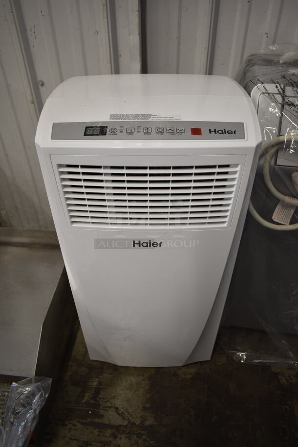 Haier HPB10XCR Metal Floor Style Air Conditioner. 10,000 BTU / Hr. 115 Volts, 1 Phase. Tested and Working! - Image 3 of 9